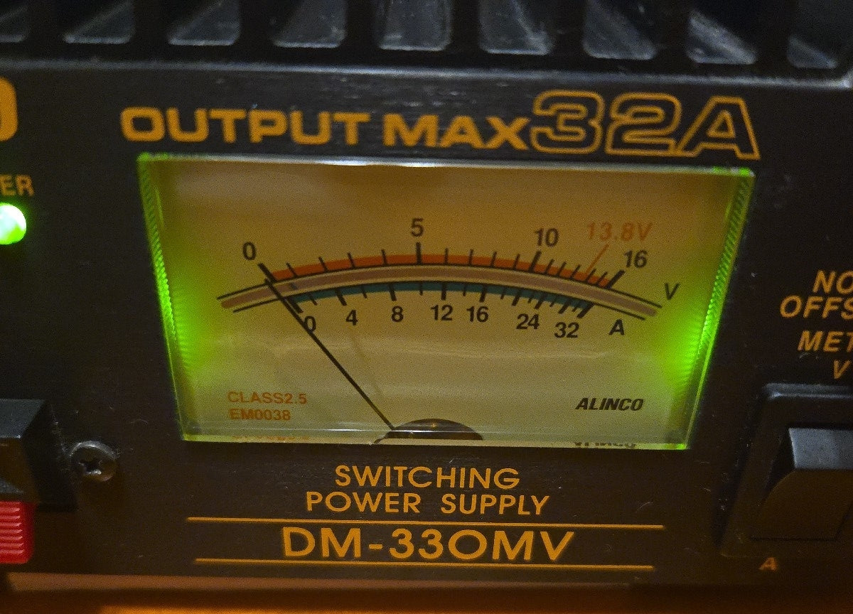 ALINCO DM-330MV Stabilized Power Supply [q1217248260]