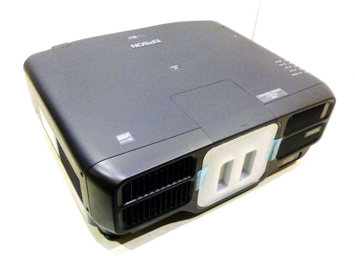 Epson EB-L1105U Data Projector 6000 ANSI Lumens 3LCD WUXGA (1920x1200) [m1174772090]