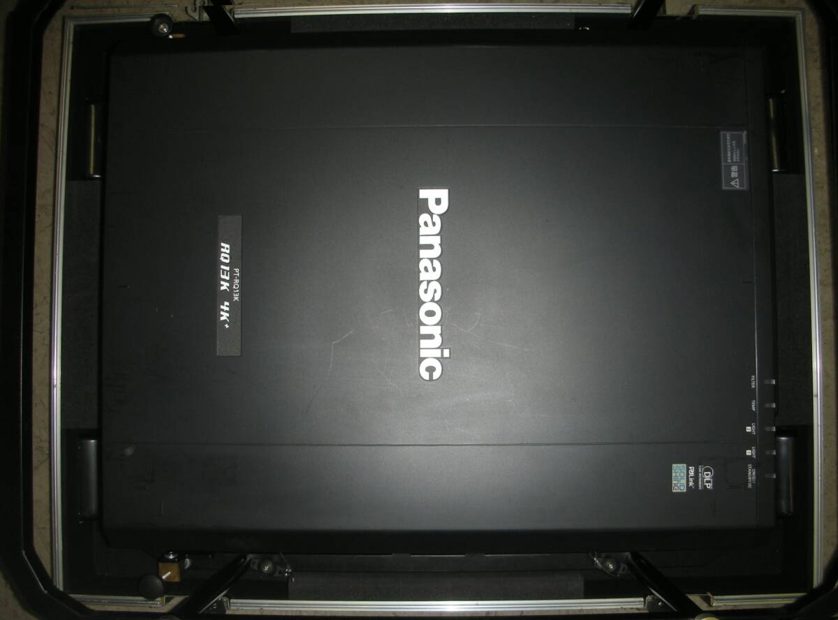 Panasonic PT-RQ13KJ DLP Projector with Hard Case [q1246588692]