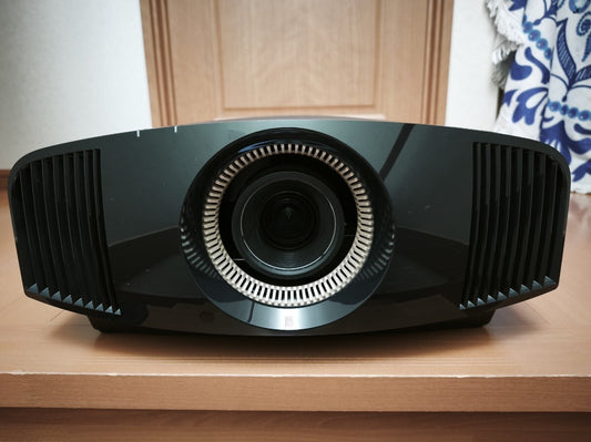 SONY VPL-VW555 Video Projector Native 4K HDR High Pressure Mercury Lamp [n1220514443]