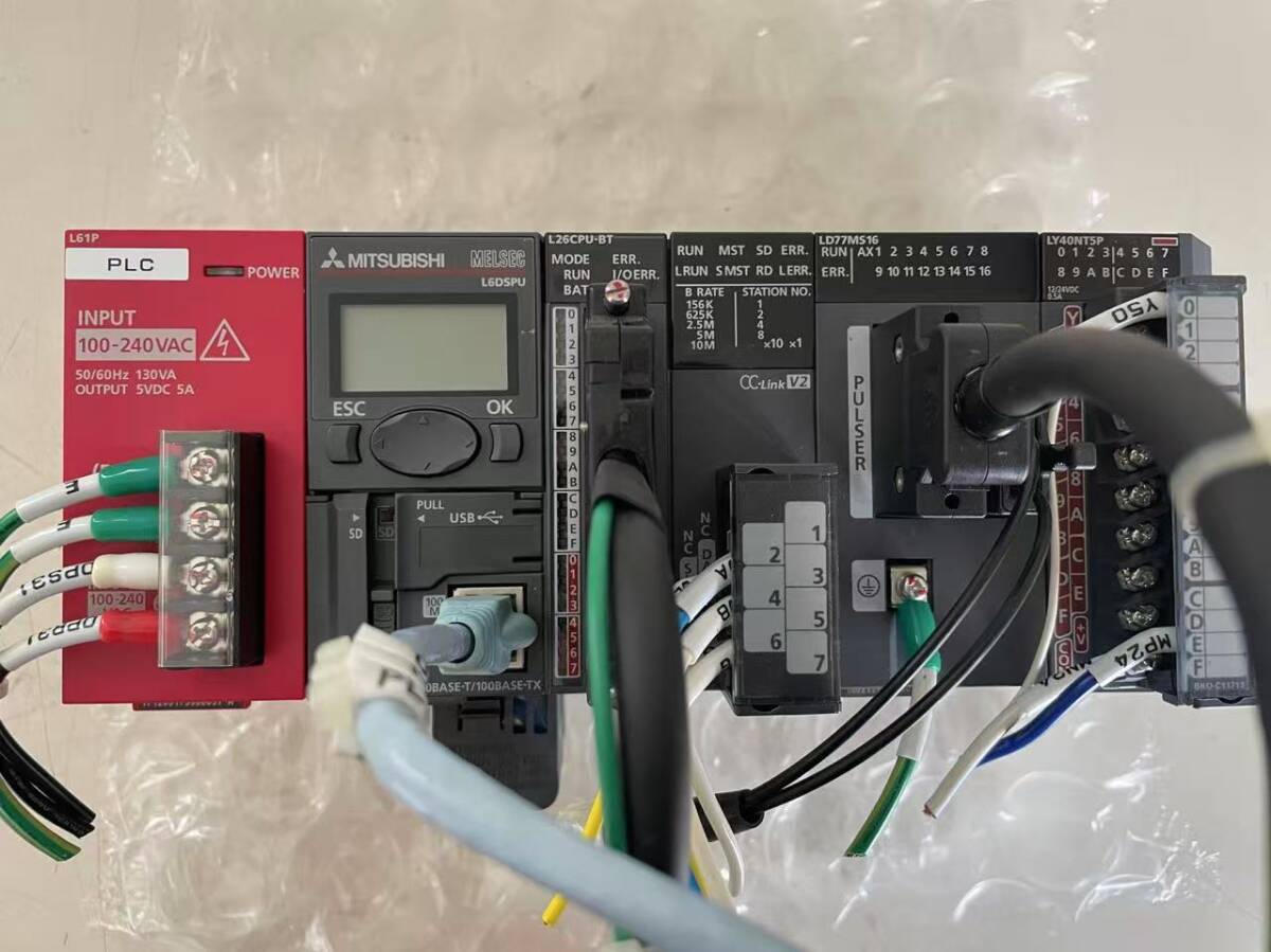 Mitsubishi Electric MELSECL PLC Set L61P L6DSPU L26CPUBT LJ61BT11 LY40NT5P L6EC Q7BAT-SET (as-is) [n1242386119]