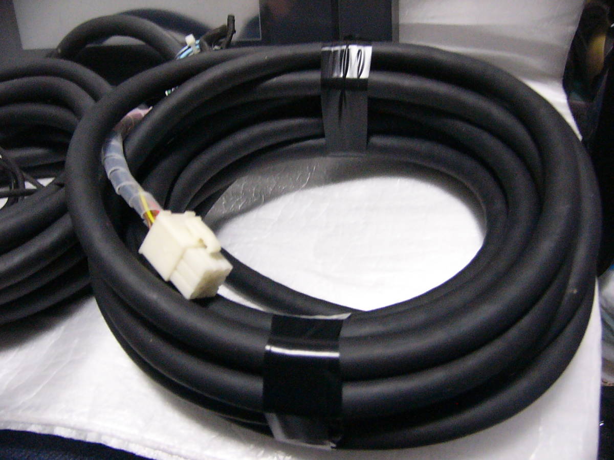 Keyence VT3-V7R Touch Panel 7 inch VGA with 2 Cables [w444534297]