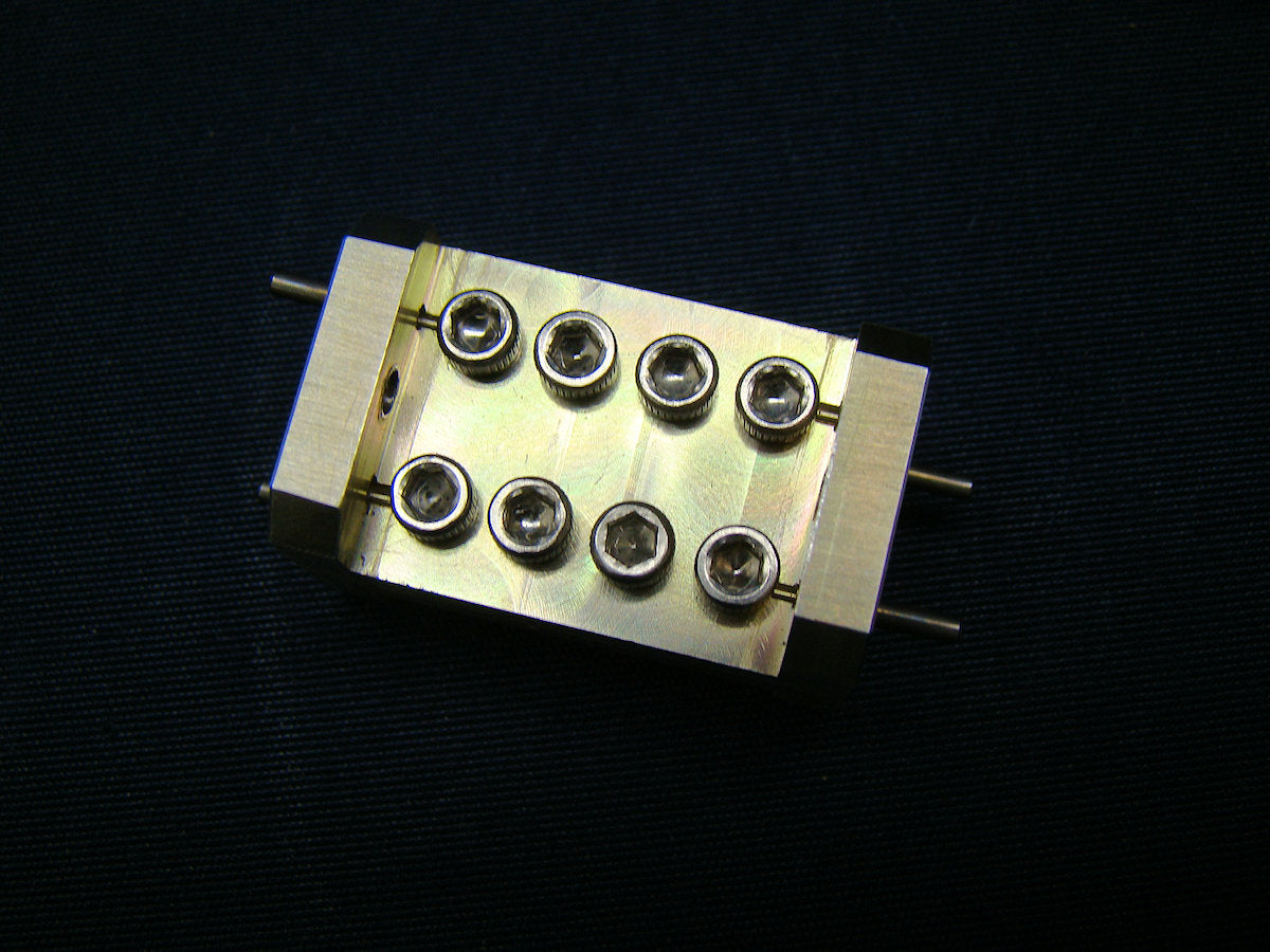 MI-WAVE 450V-50/385 V Band RF Highpass Filter 50 GHz to 75 GHz [d1042417011]