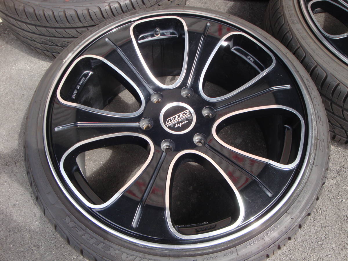 M.T.S MJ20-01S M Techno 20 Inch Aluminum Wheels + MAXTREK 225/35ZR20 Tires Set [x1048235801]