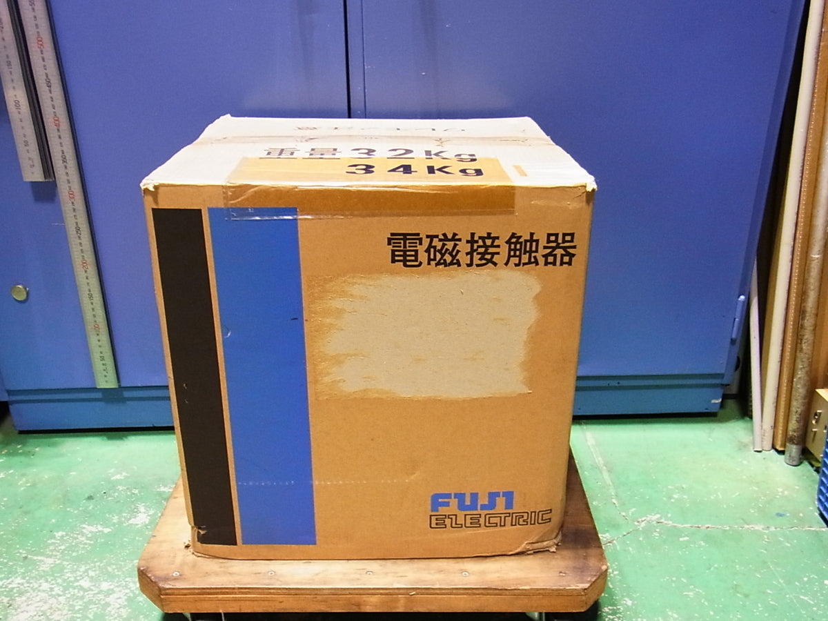 Fuji Electric SC-N16 Magnetic Contactor AC200 [q1054337778]