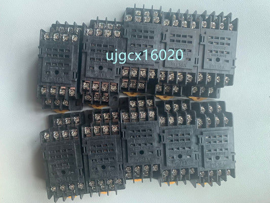 OMRON PYF14A Surface Connection Socket Set of 500 Pieces [f1058704001]