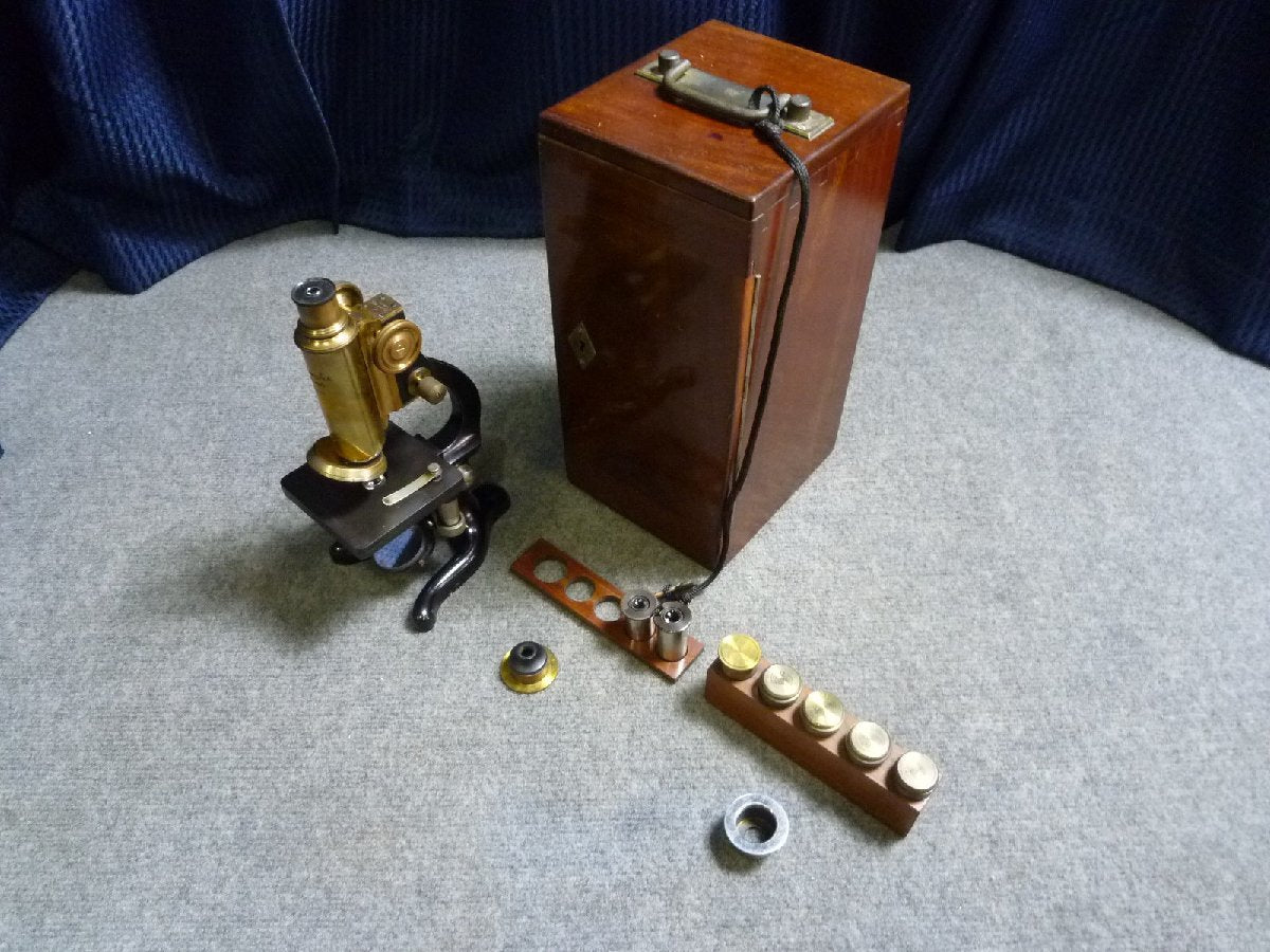 F.KORISTKA MILANO Brass Microscope with Accessories and Wooden Box [c1062130434]