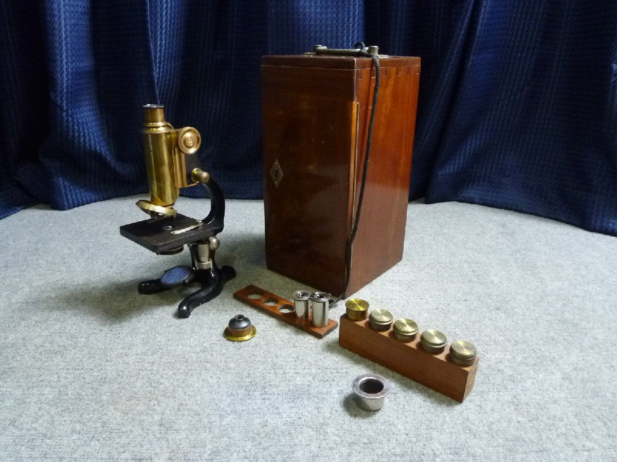 F.KORISTKA MILANO Brass Microscope with Accessories and Wooden Box [c1062130434]