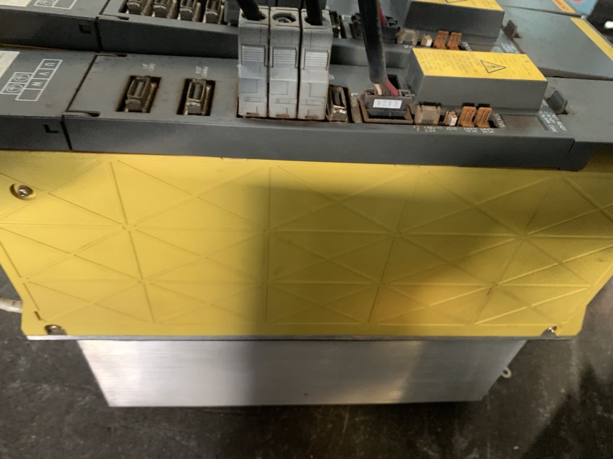 FANUC ff2832 Servo Amplifier 4 pcs [o1082857583]