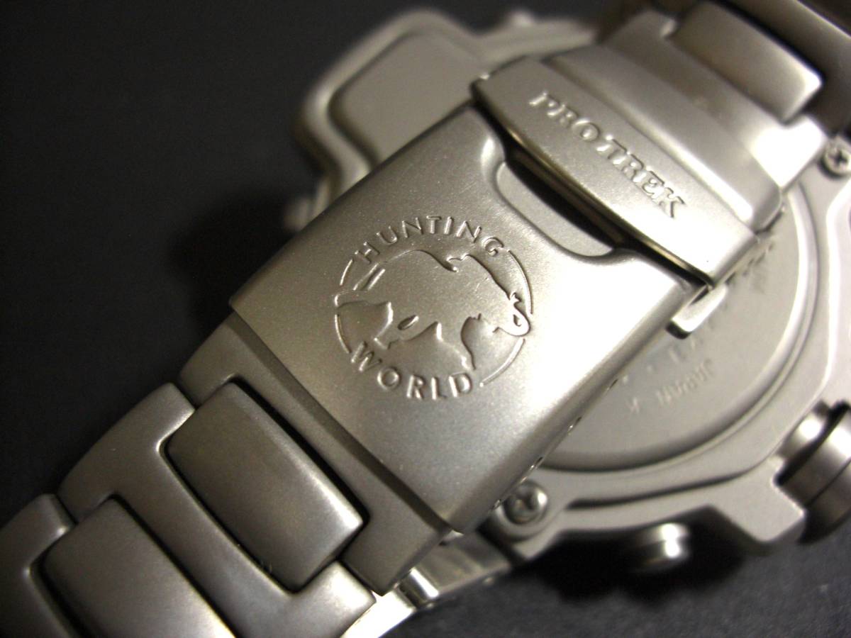 Casio Pro Trek Watch Hunting World 5th Edition Elephant Logo Lighting Thermometer Altimeter Compass [k1087832465]