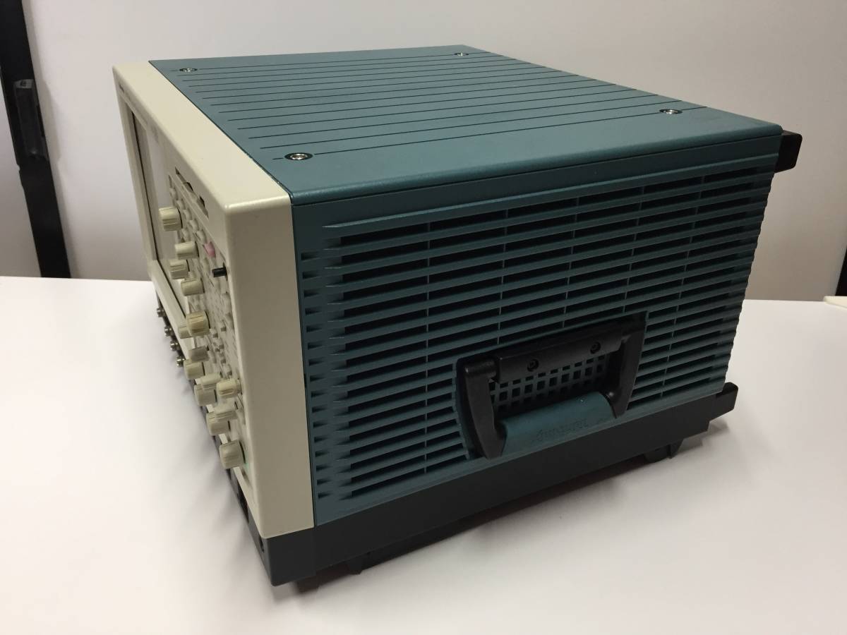 Tektronix TDS7704B Digital Phosphor Oscilloscope 7GHz 4ch [d1089018433]