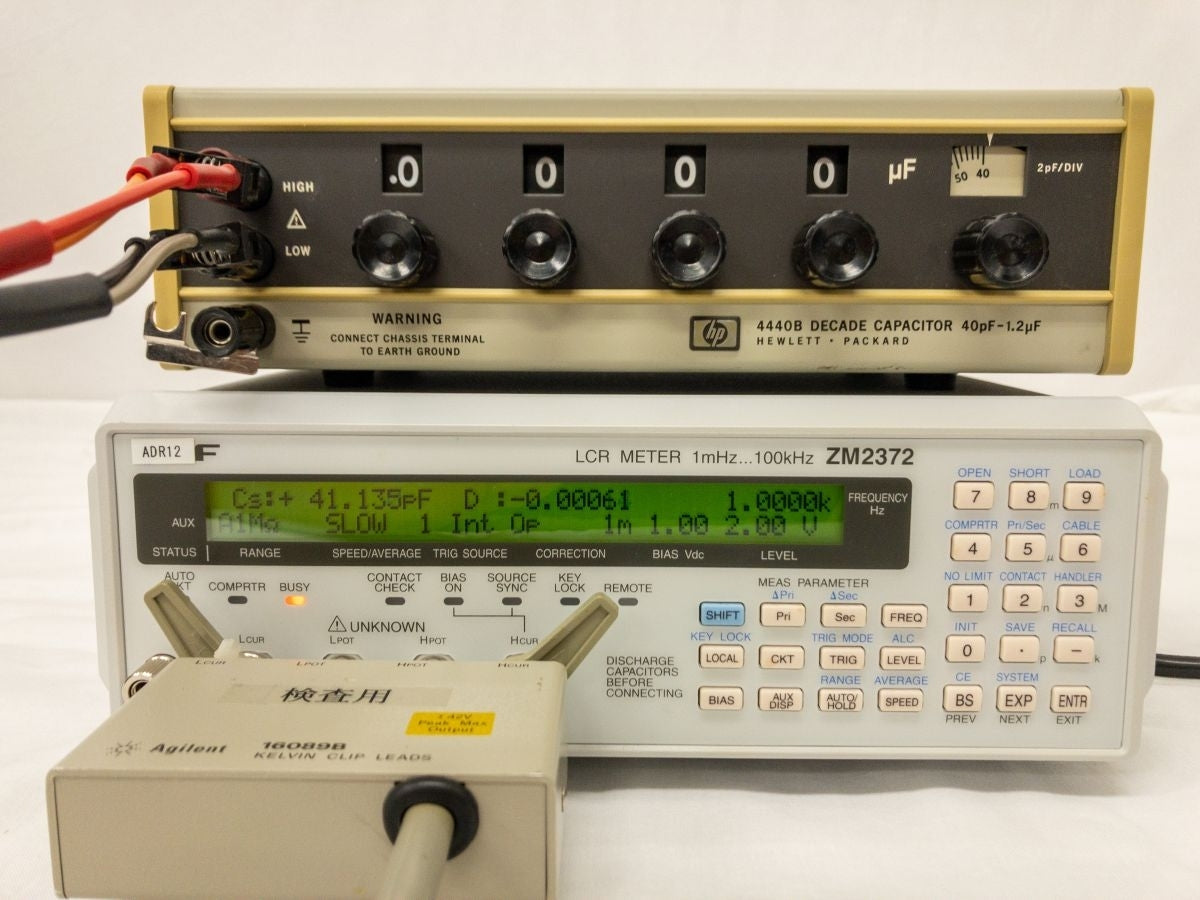 HP 4440B Decade Capacitor 40pF-1.2uF [p1114079224]