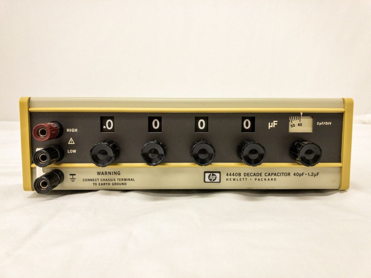 HP 4440B Decade Capacitor 40pF-1.2uF [p1114079224]