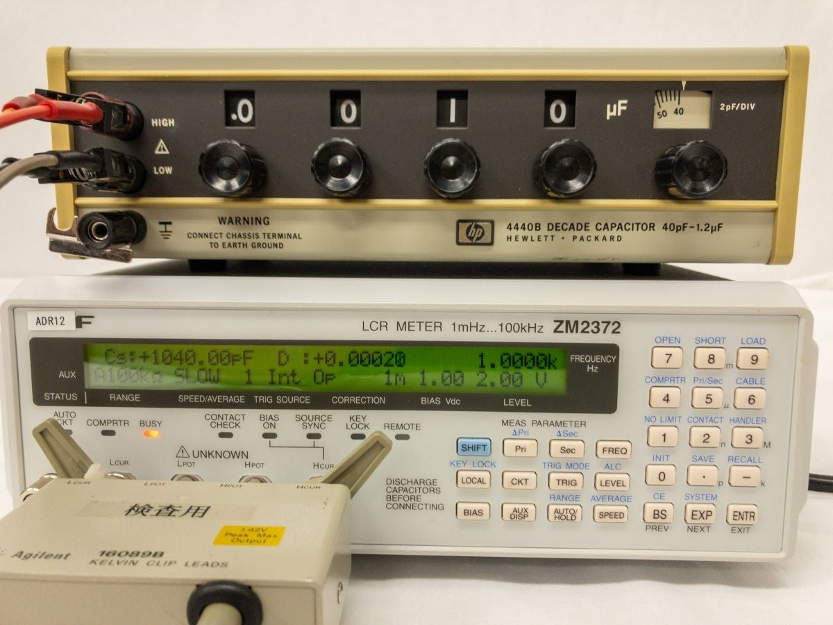 HP 4440B Decade Capacitor 40pF-1.2uF [p1114079224]