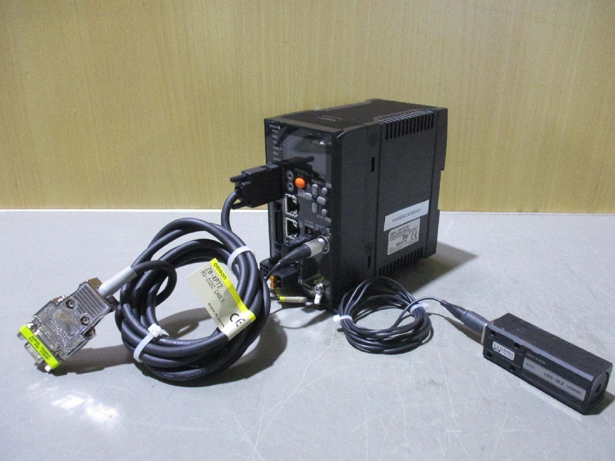 OMRON ZW-CE10T Displacement Sensor [k1115513083]