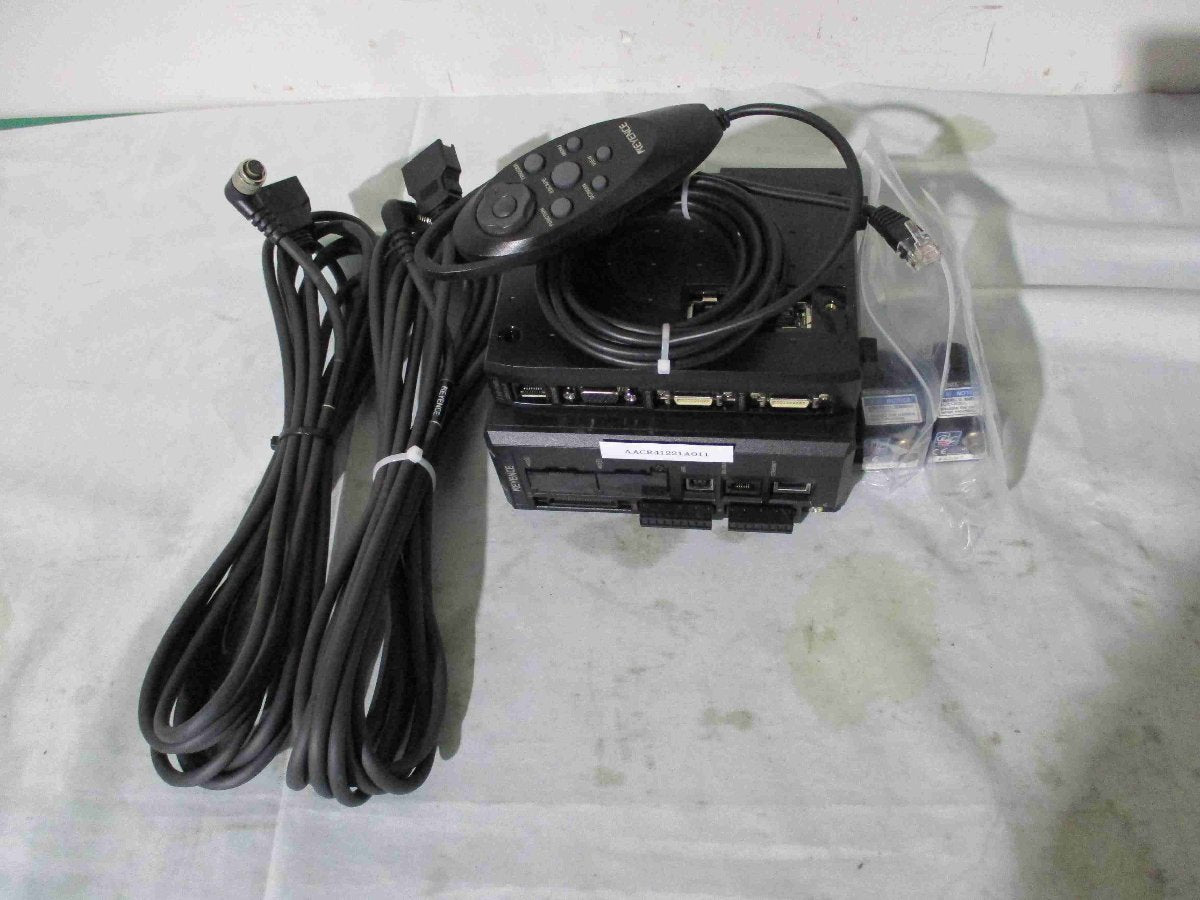 KEYENCE XG-7000 Series XG-7000/CA-CN5L XG-035M Console [p1115510647]