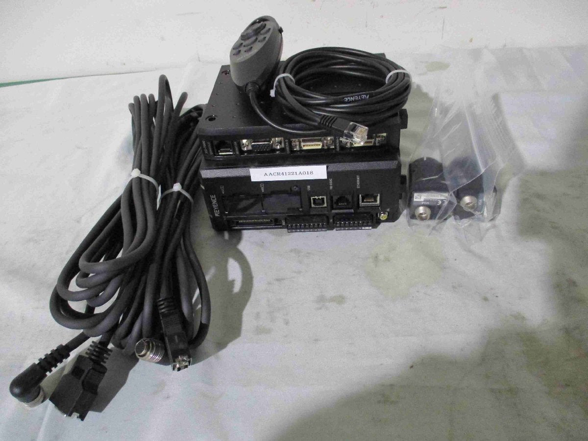 KEYENCE XG-7000 Series XG-7000/CA-CN5L*2/XG-035M*2 Product [1115508928]