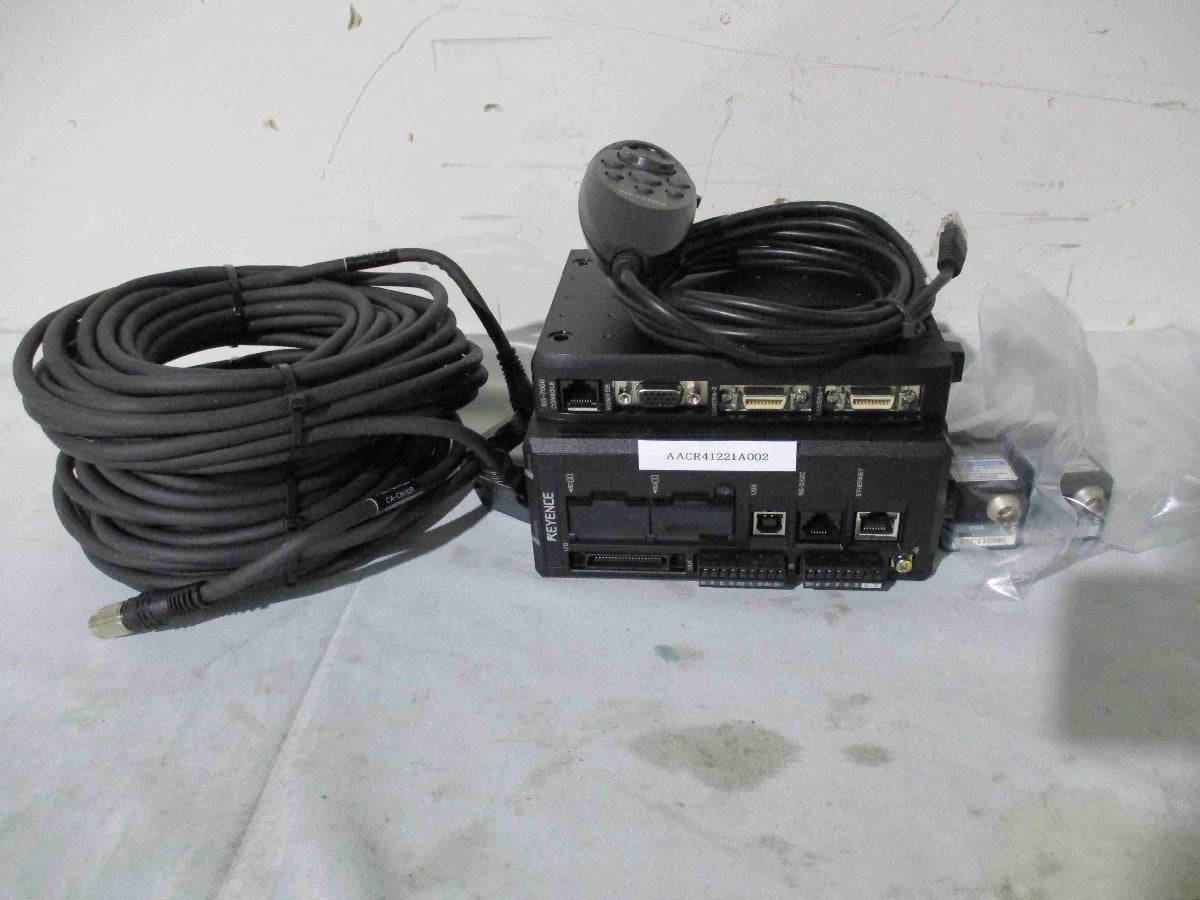 KEYENCE XG-7000 XG-7000/CA-CN10R XG-035M Console [d1115515634]