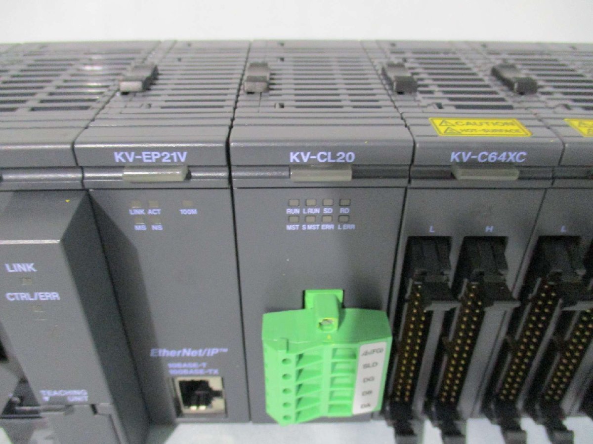 Keyence KV-L2V Programmable Logic Controller [l1115517836]