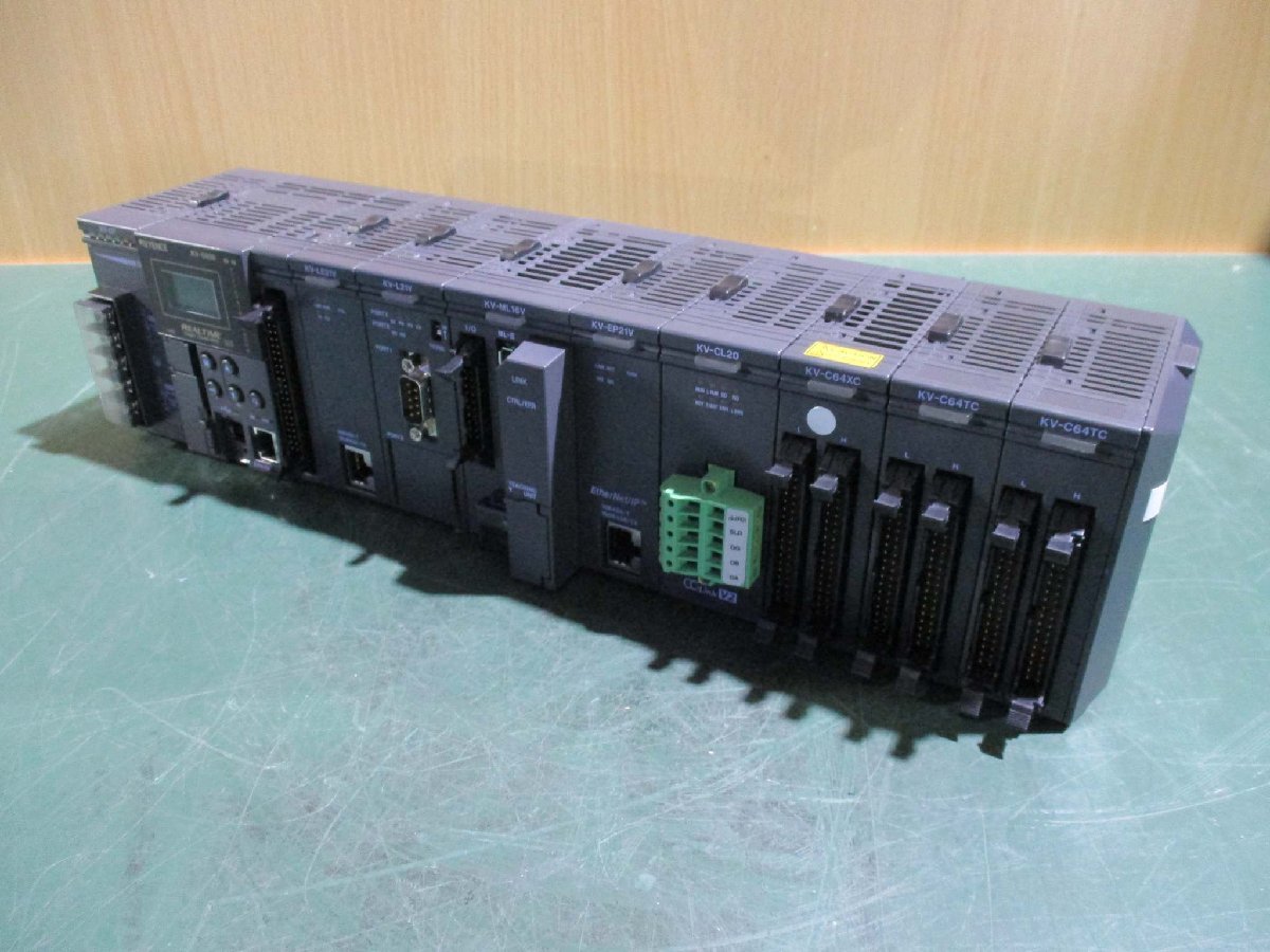 KEYENCE KV-5500 Controller Set [r1115494649]