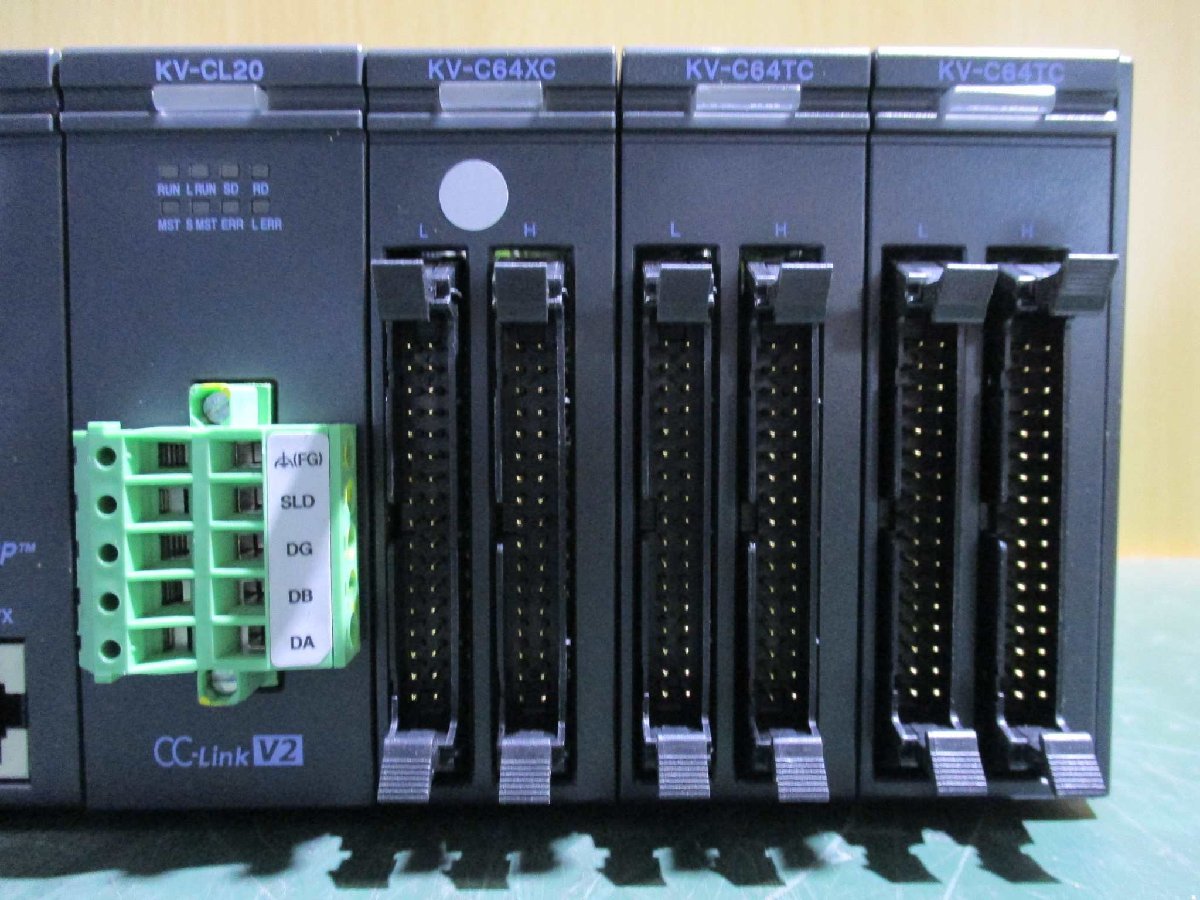 KEYENCE KV-5500 Controller Set U7 LE21V L21V ML16V EP21V CL20 C64XC C64TC [r1115494649]