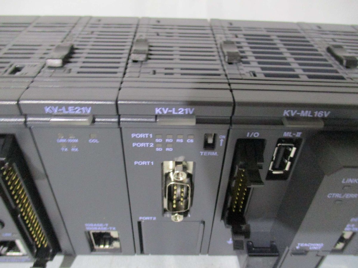 Keyence KV-L2V Programmable Logic Controller [1115512122]