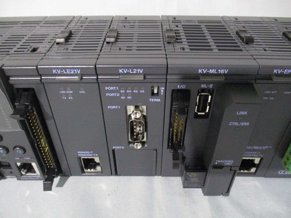 Keyence KV-L2V Programmable Controller [v1115530553]
