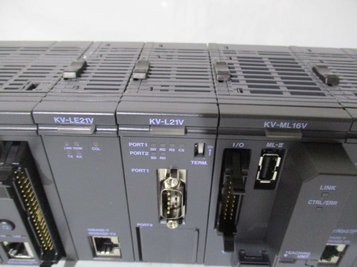 Keyence KV-5500 KV-U7 Controller [j1115510142]