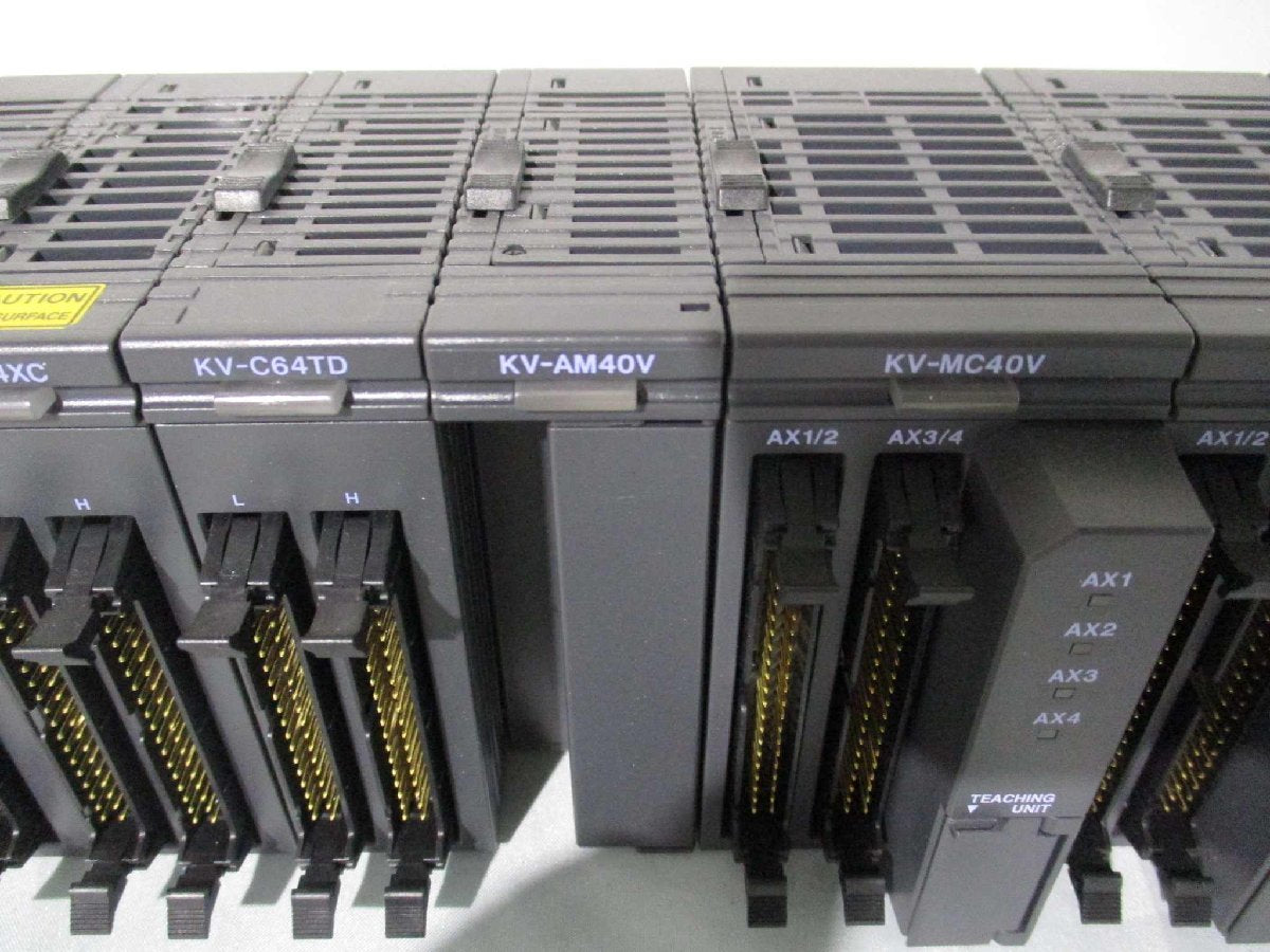 KEYENCE KV-3000 Programmable Controller Set [1115509483]