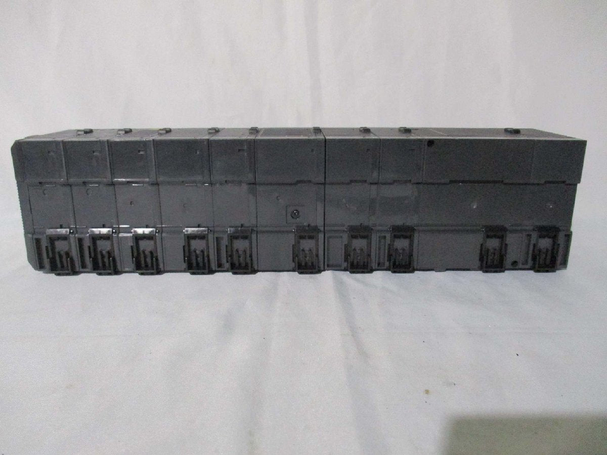 Keyence KV-L2V Programmable Logic Controller [e1115511943]