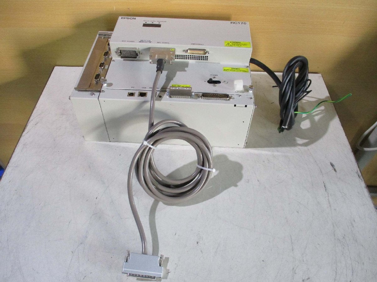 SEIKO EPSON E2C251S Industrial Robot Controller RC170 [h1115519749]