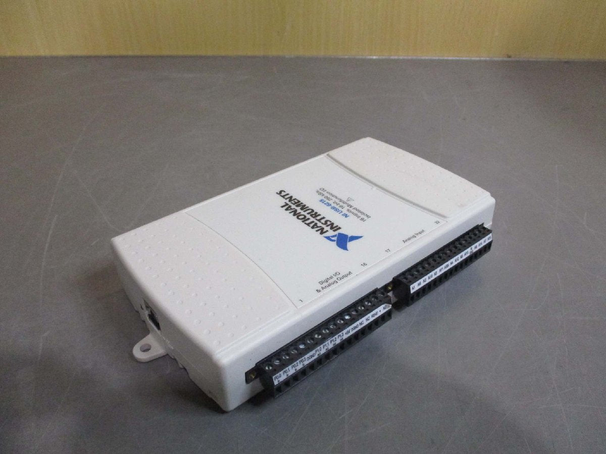 National Instruments NI USB-6215 USB Bus Powered [b1115519953]