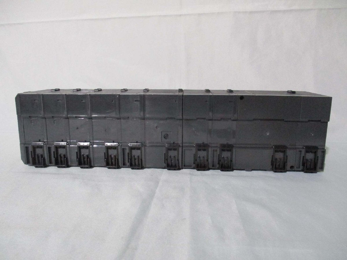 Keyence KV-5500 Programmable Logic Controller [k1115515695]