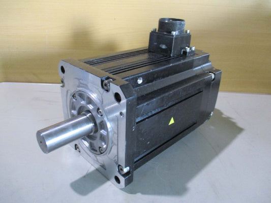 MITSUBISHI HF-SP702B Medium Inertia Power Servo Motor [s1115529070]