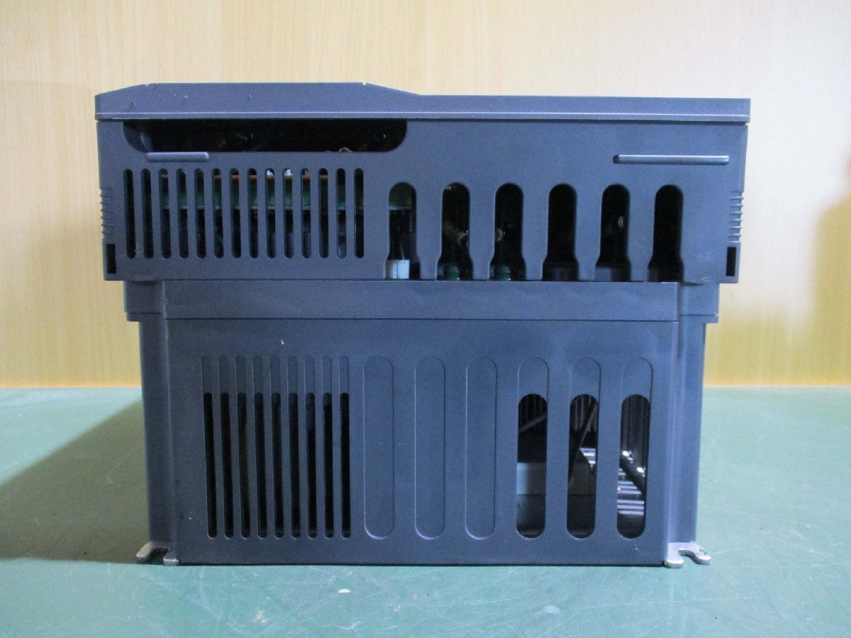 MITSUBISHI FR-A820-7.5K-1 Inverter 3PH AC200-240V [h1115551706]
