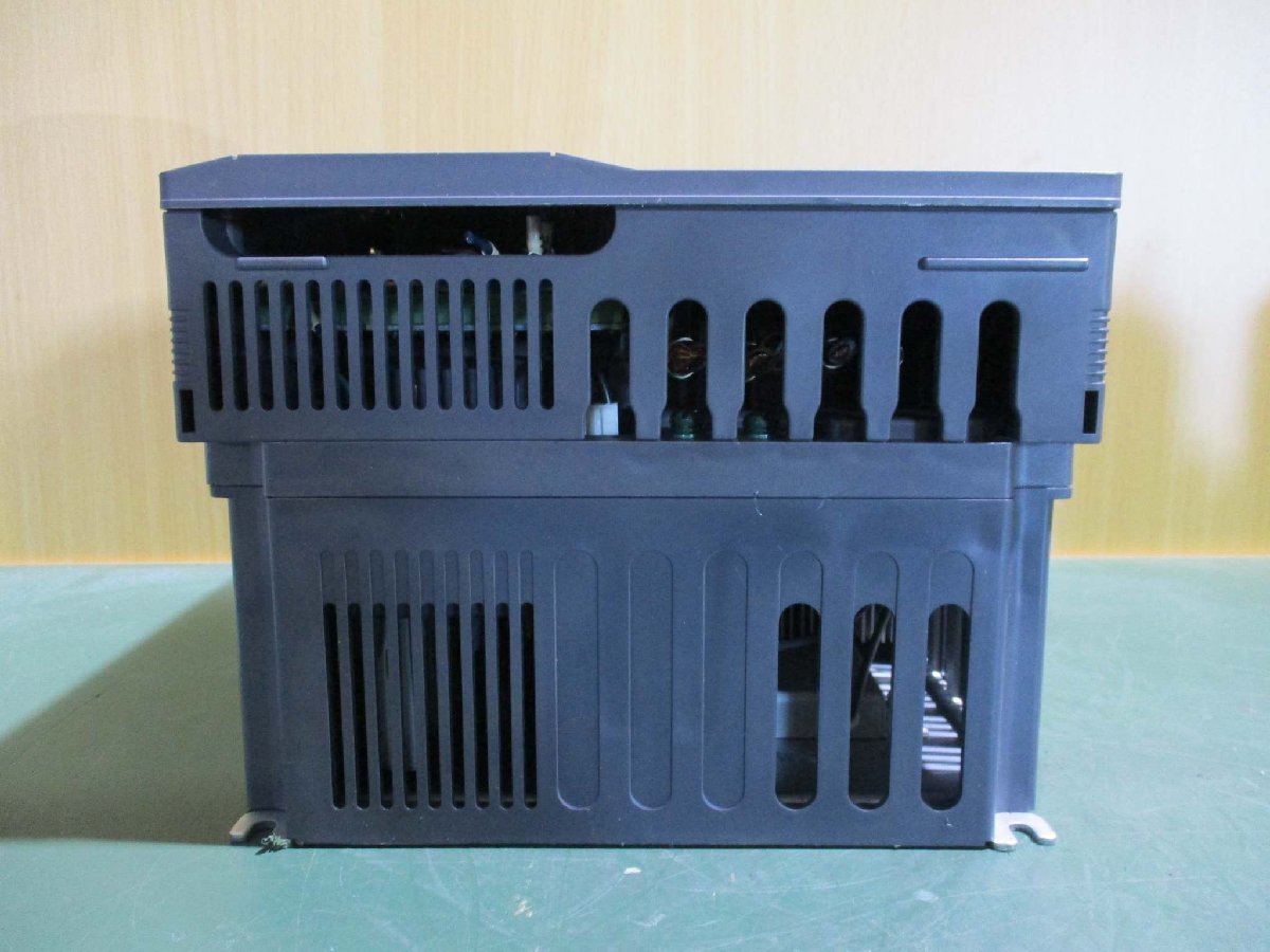 MITSUBISHI FR-A820-7.5K-1 Inverter 3PH AC200-240V [g1115539425]