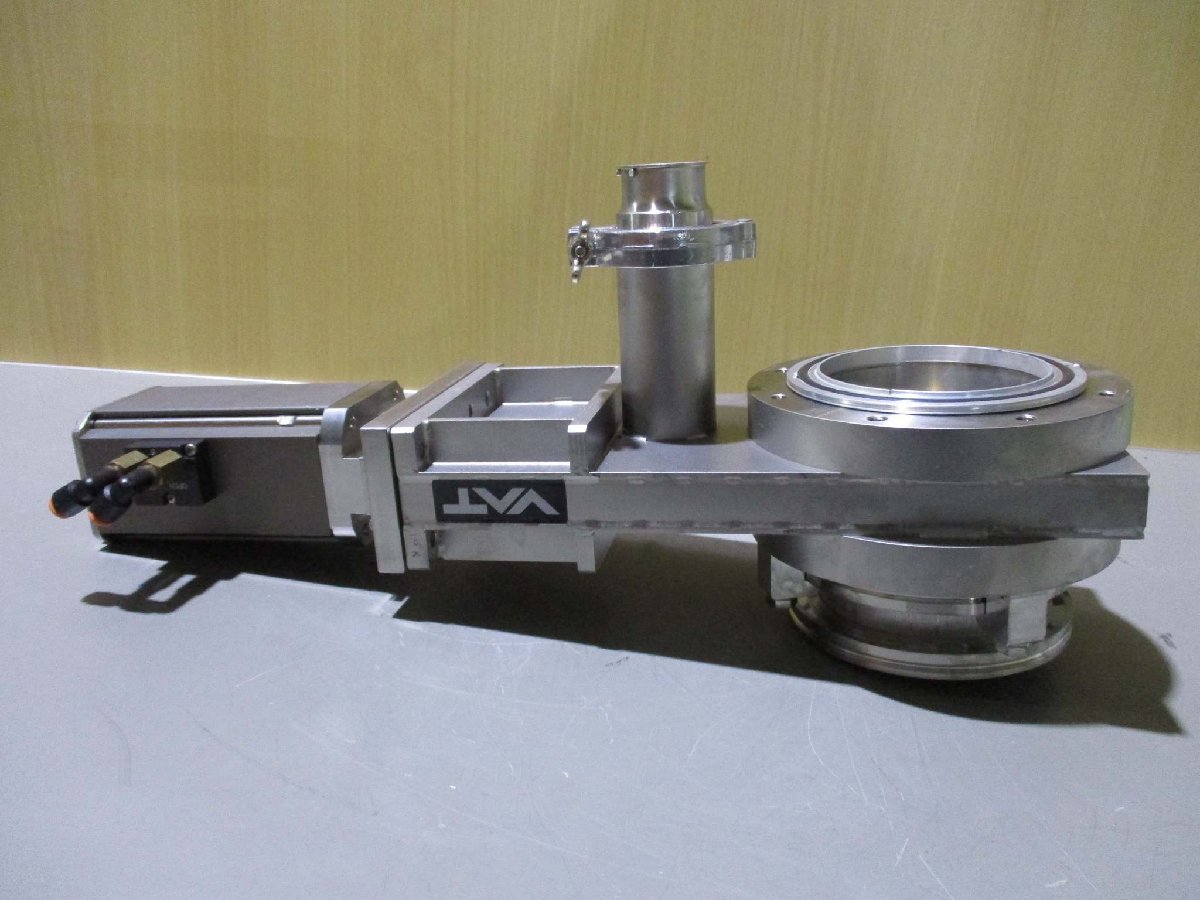 VAT 10840-PE24-ADJ1 UHV GATE VALVE [g1115547852]