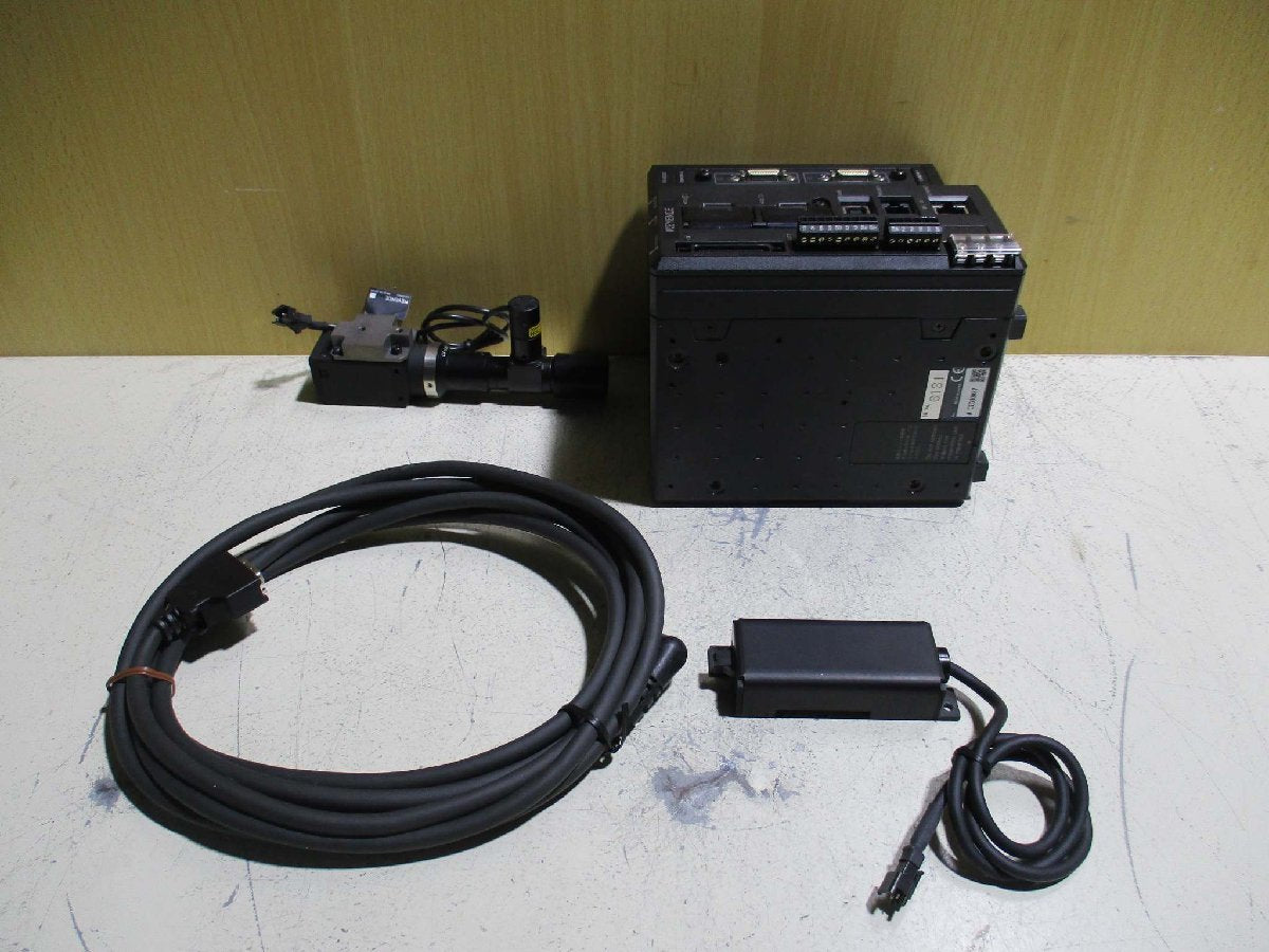 KEYENCE XG-8500 Image System Controller [b1115541981]