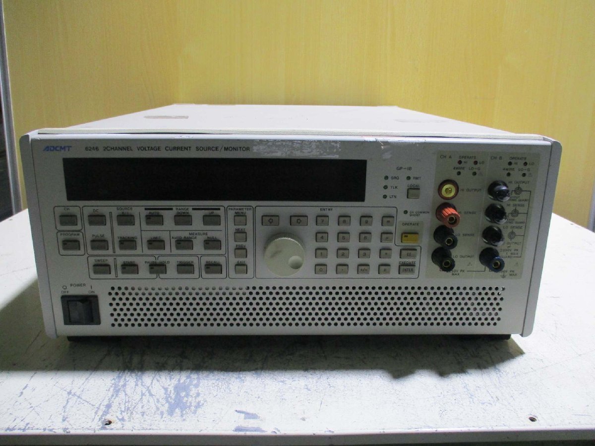 ADCMT 6246 2-Channel Voltage Current Source Monitor DC Voltage Current Generator [n1115539086]