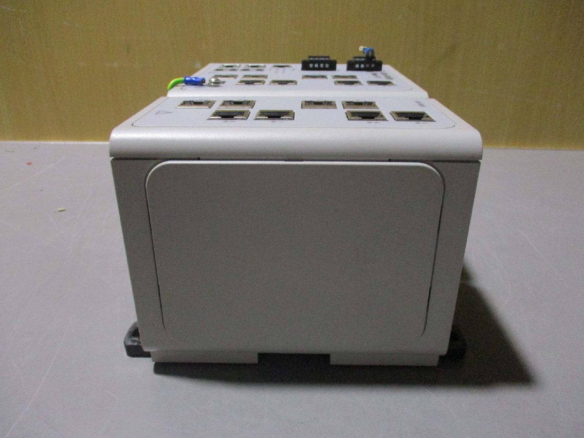Allen Bradley Stratix 8000 Managed Switch 1783-MX08T Series A PLC Module R50918BXD015 [1115551417]