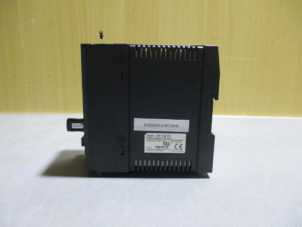 OMRON ZW-CE10T Displacement Sensor + ZW-S07 + ZW-XPT2 RS-232C Cable [q1116081134]