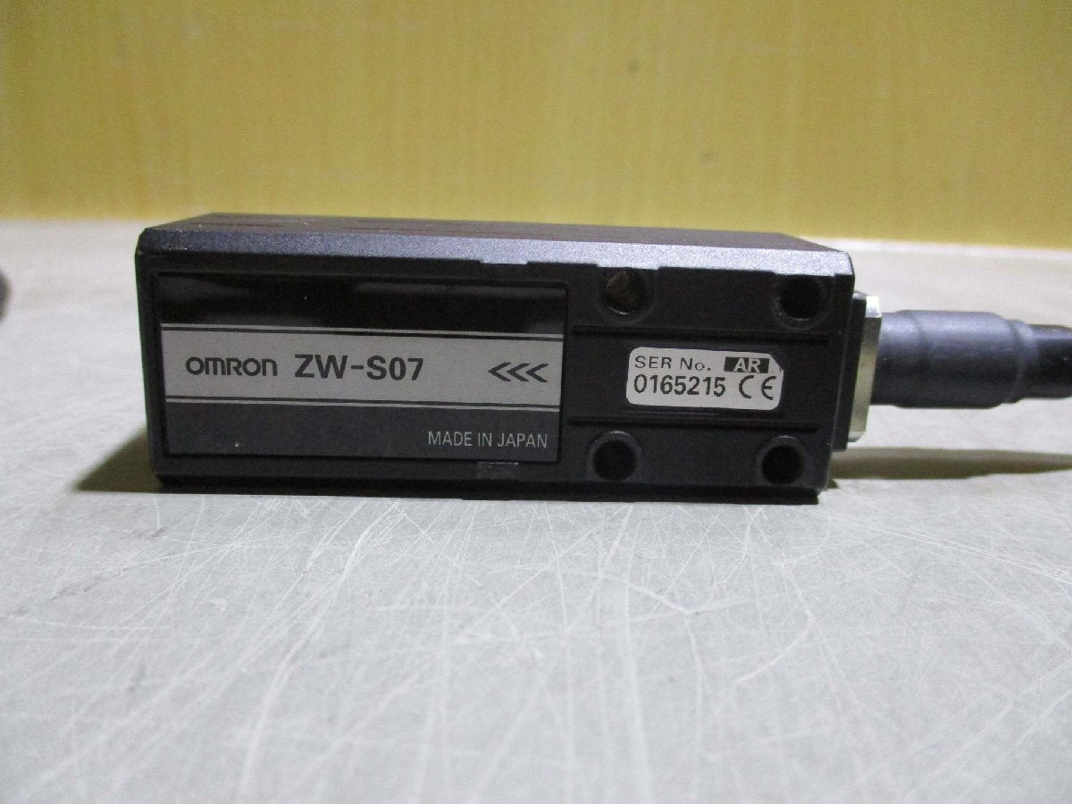 OMRON ZW-CE10T Displacement Sensor + ZW-S07 + ZW-XPT2 RS-232C Cable [q1116081134]