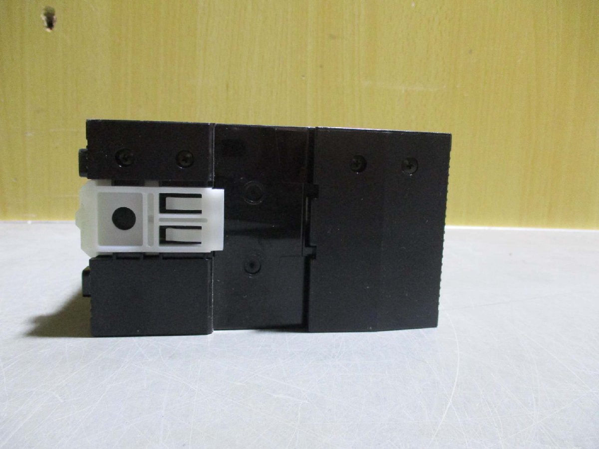 OMRON ZW-CE10 Displacement Sensor [h1116088299]