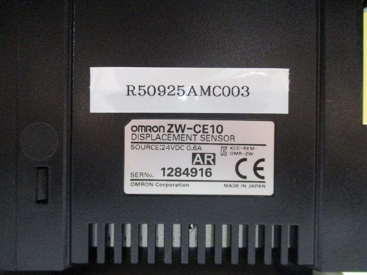OMRON ZW-CE10 Displacement Sensor [h1116088299]