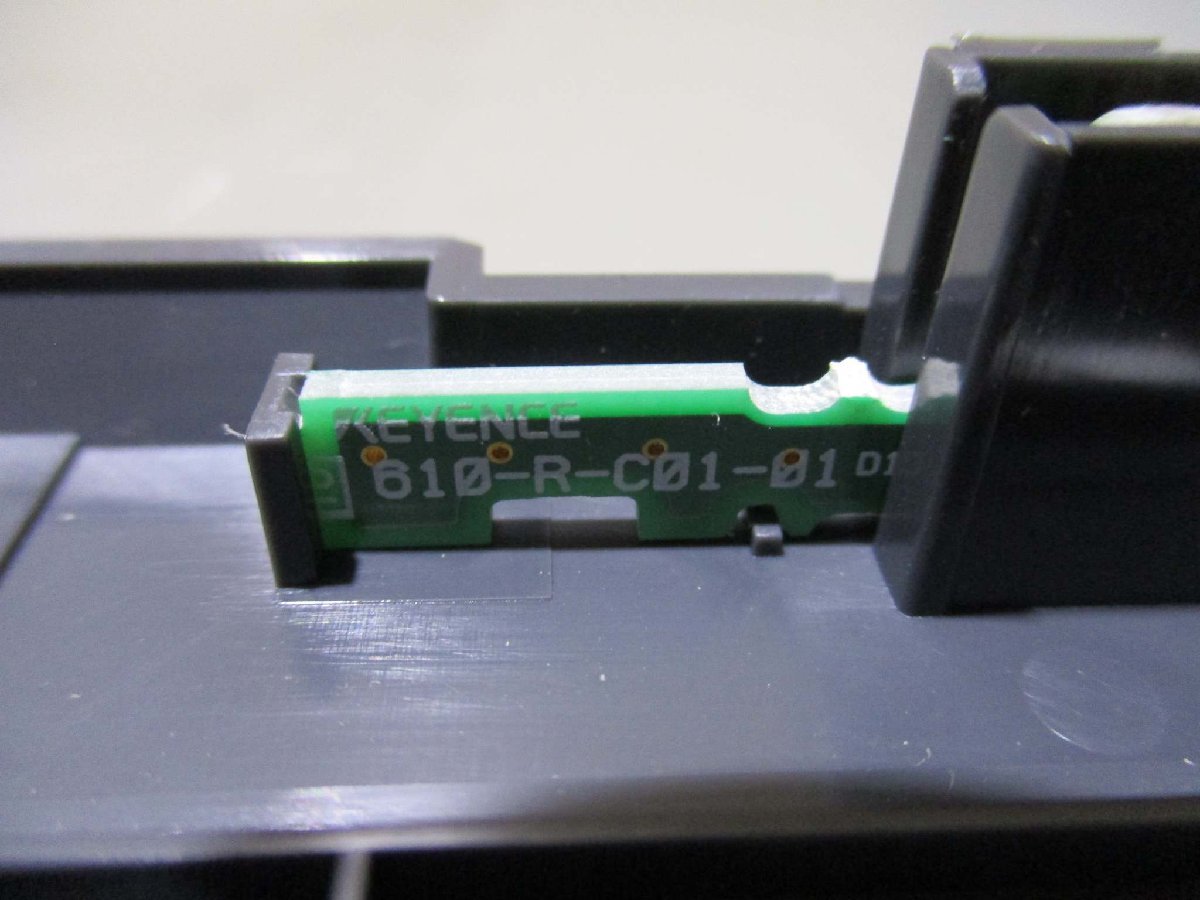 KEYENCE KV-1000 Programmable Controller [m1116862541]