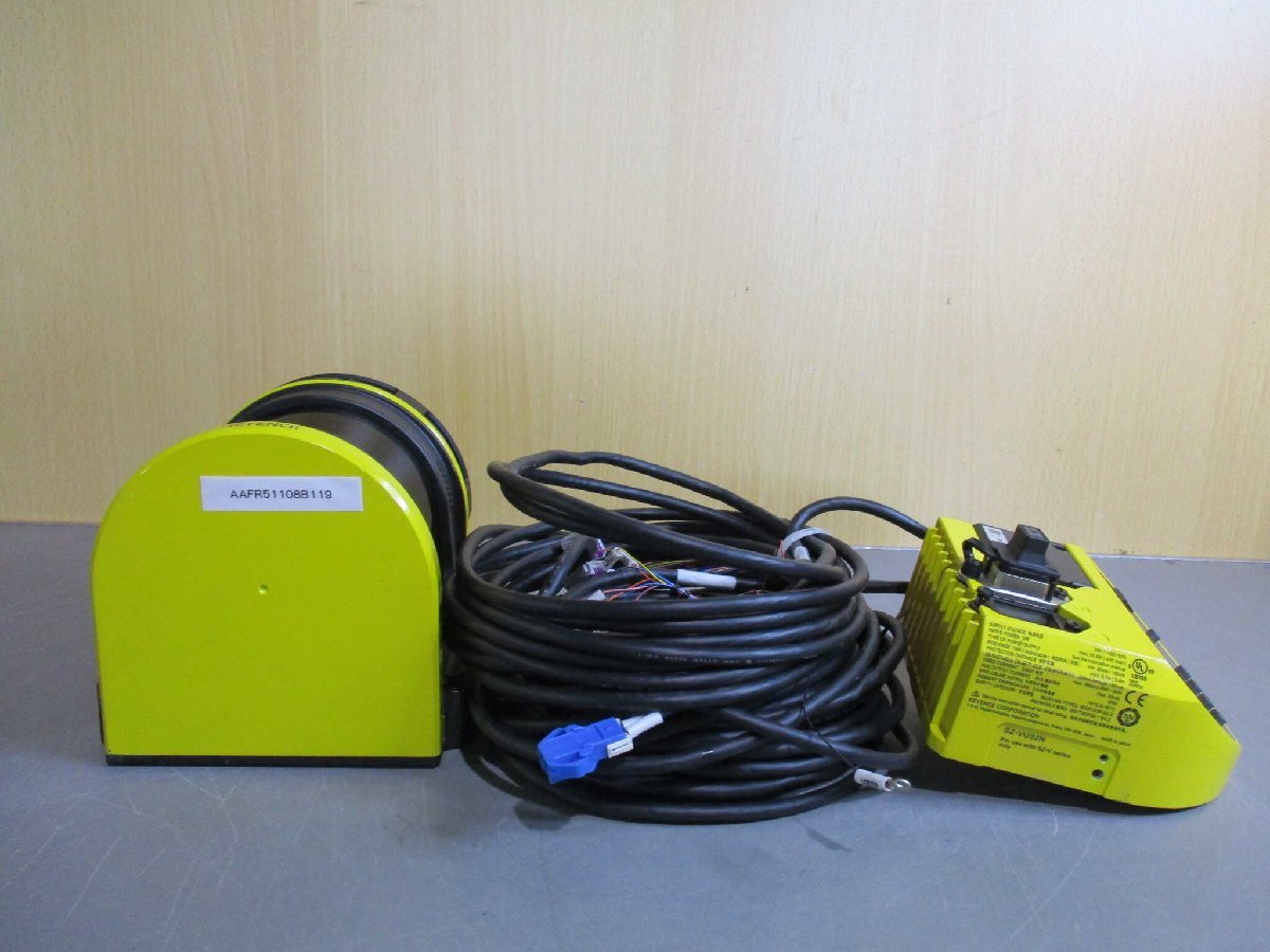 KEYENCE SZ-VH1 Safety Laser Scanner [t1118489598]