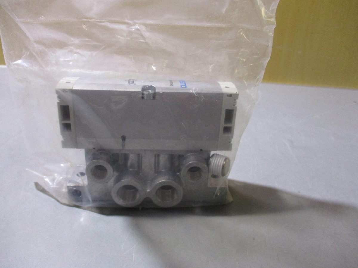 Fest VL-5/3G-D-01-N Pneumatic Valve [l1122826729]