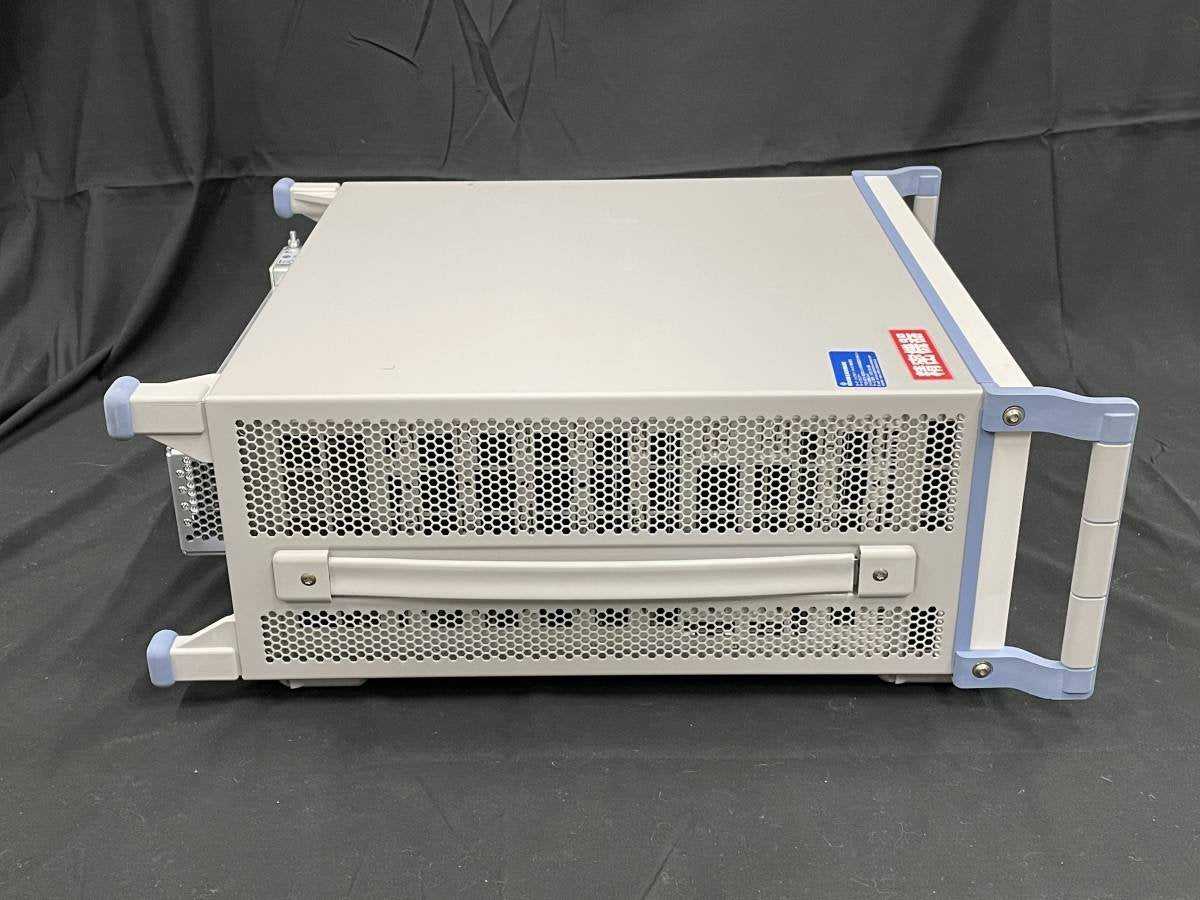 Rohde & Schwarz CMW270 Wireless Connectivity Tester [p1127883933]
