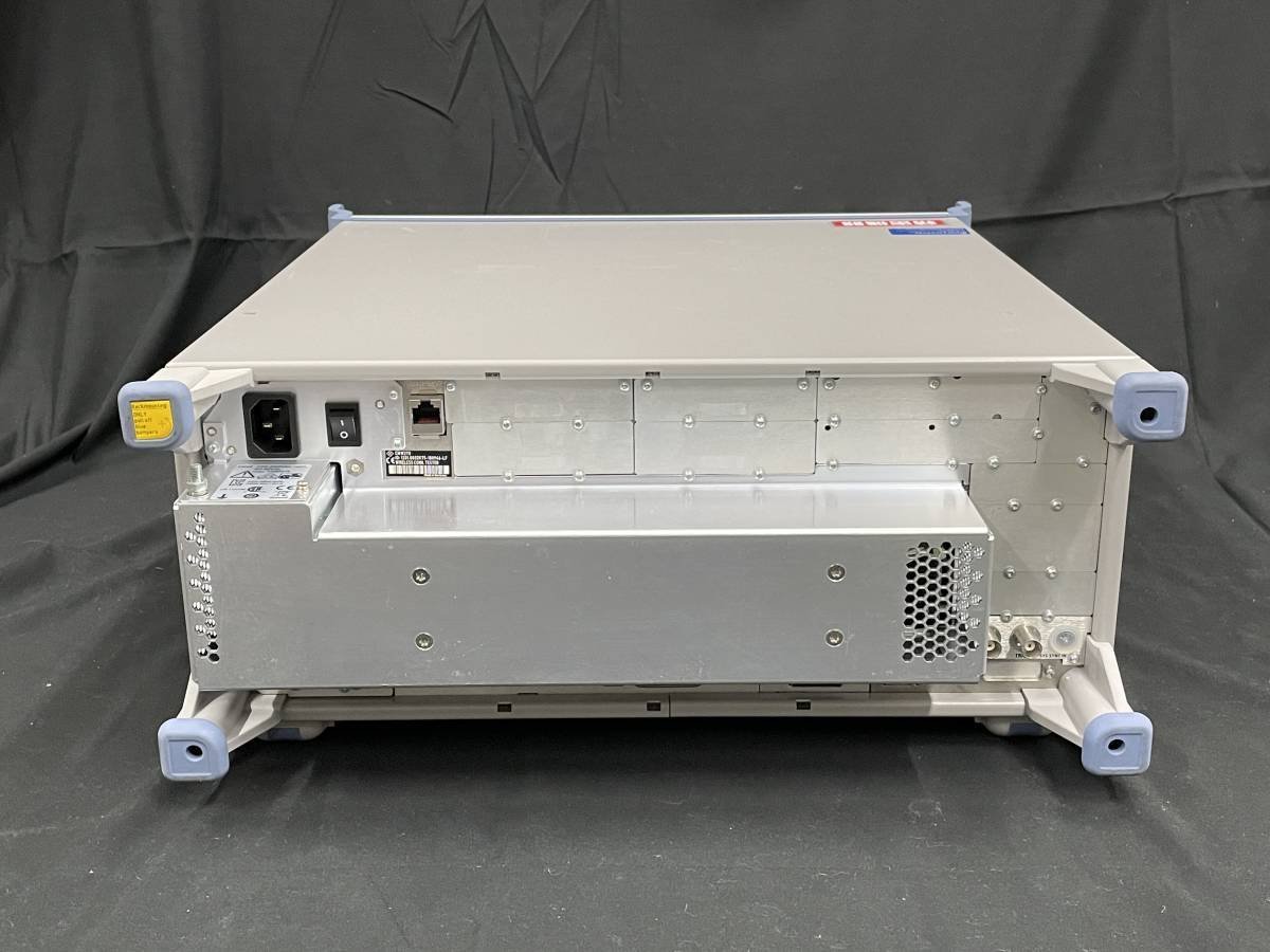 Rohde & Schwarz CMW270 Wireless Connectivity Tester [p1127883933]