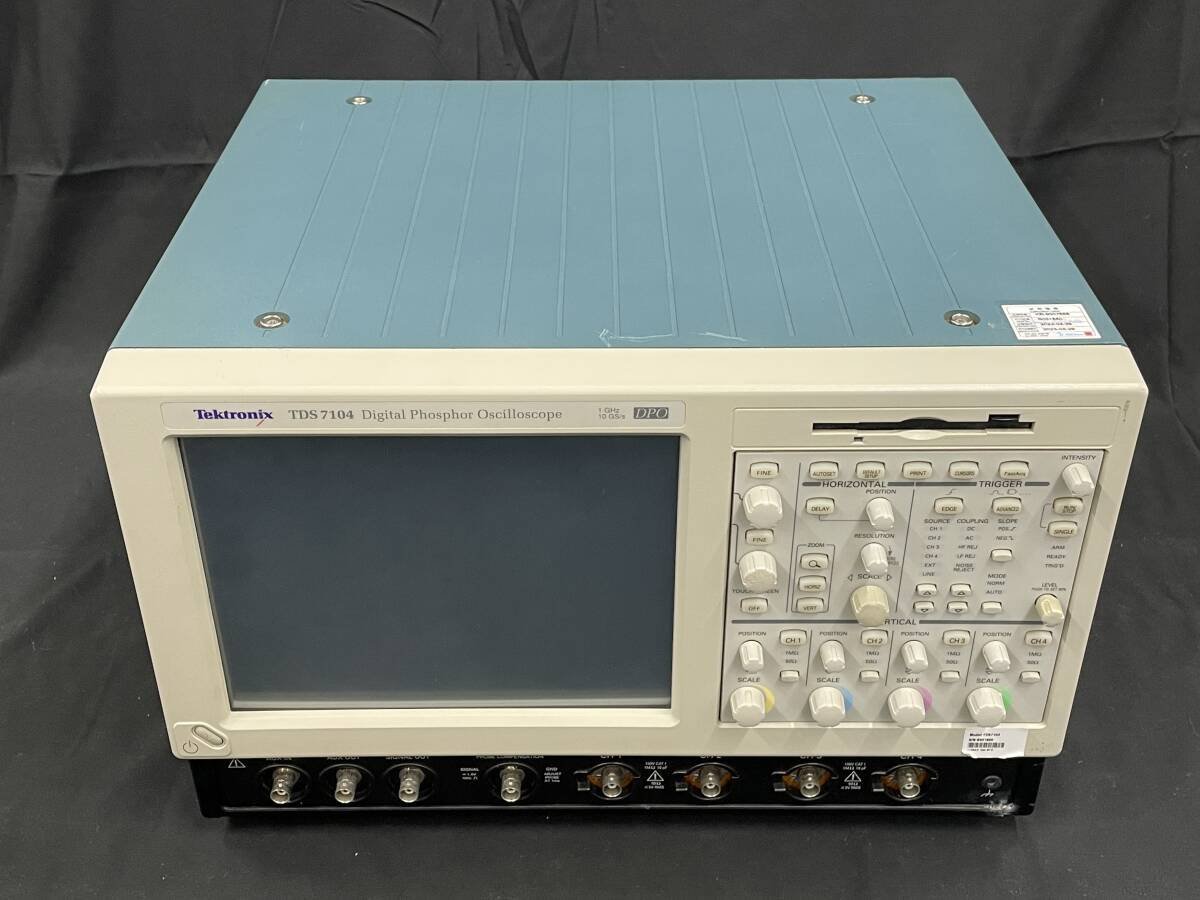 Tektronix TDS7104 Digital Phosphor Oscilloscope 1GHz 4ch 10GS/s [o1128209496]